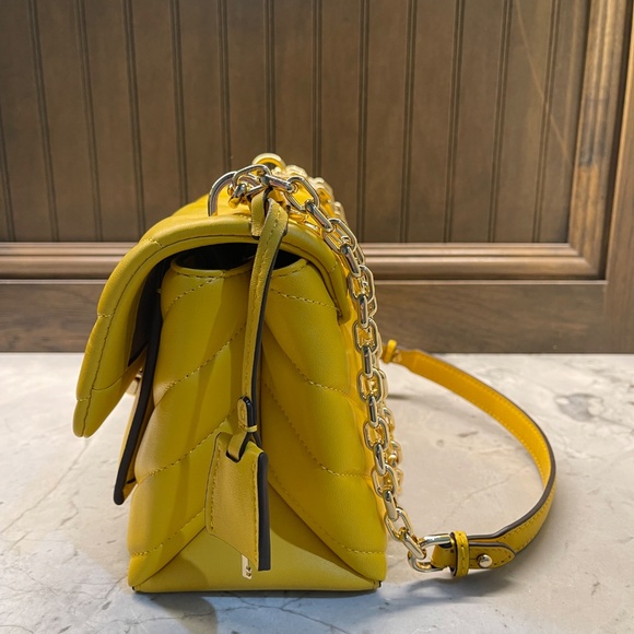 MICHAEL KORS TRIBECA QUILTED LEATHER HANDBAG - Picture 5 of 11